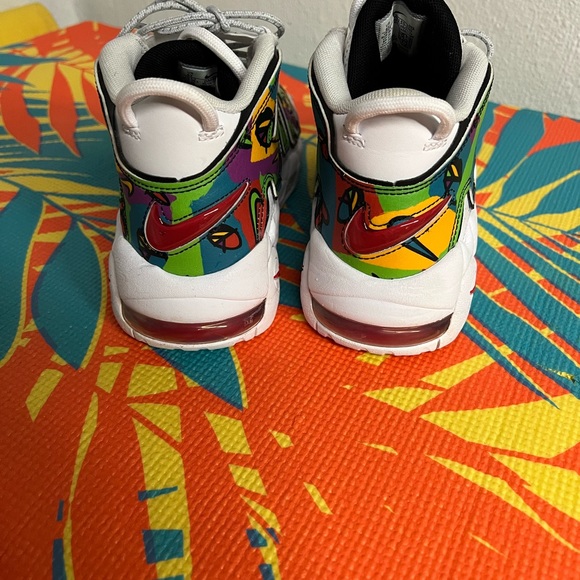 Nike air more up tempo air max size 6y - Picture 2 of 4